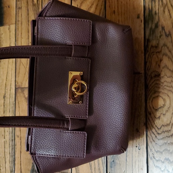 Love and Lore Handbag - Picture 3 of 8